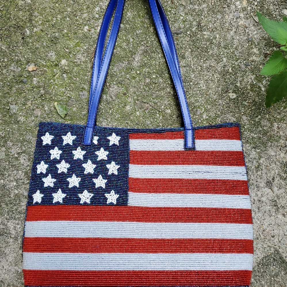 American Flag USA bead Purse